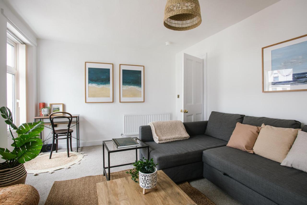 Cosy Period Cottage 2Min Walk To The Beach Portrush Exterior foto